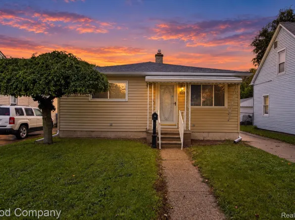 4176 Kingston St, Dearborn Heights, MI 48125