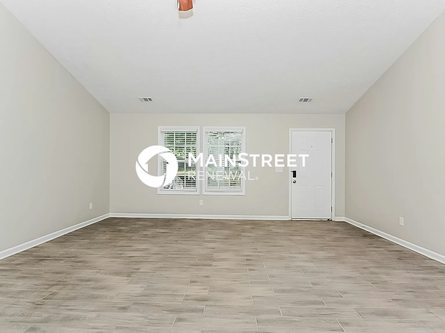 5877 Homestead Circle — Photo 3