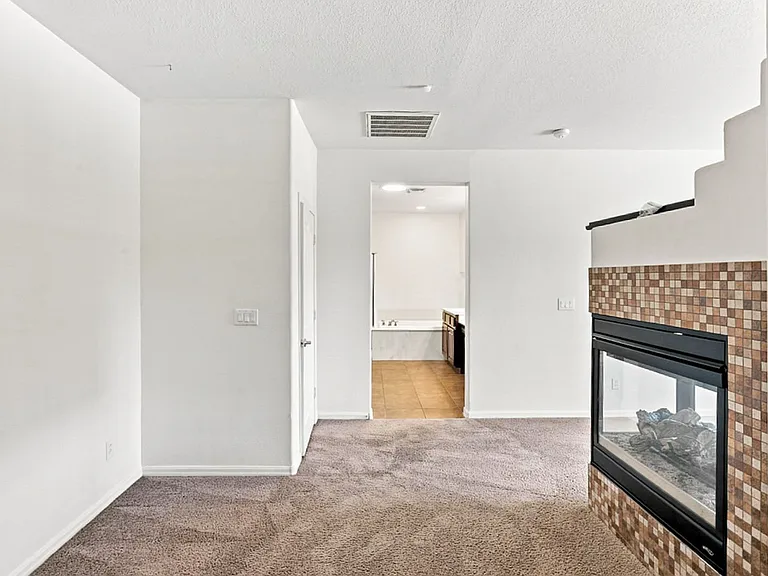 6509 Collingsworth St — Photo 36