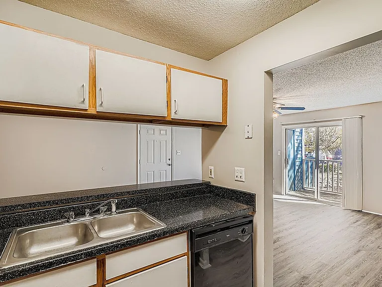 Rise Sunridge — Photo 13
