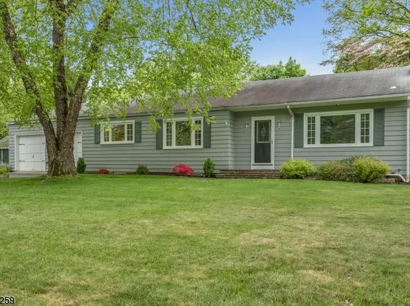 31 Potterstown Rd, Clinton Twp., NJ 08833