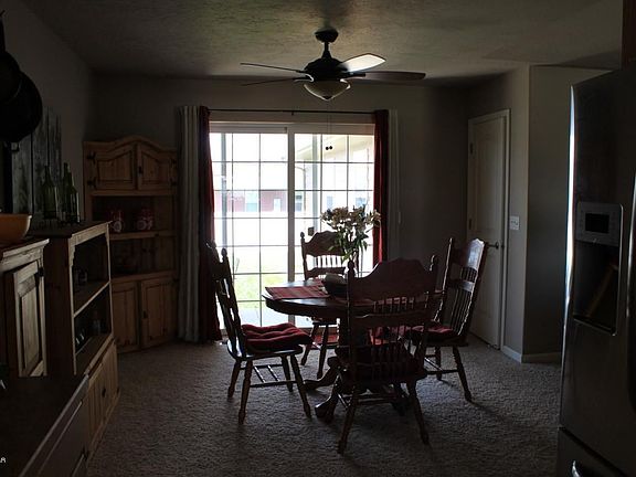 5th image of 217 39th Ave NE