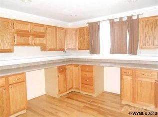 428 Indian Paintbrush St, Casper, WY 82604