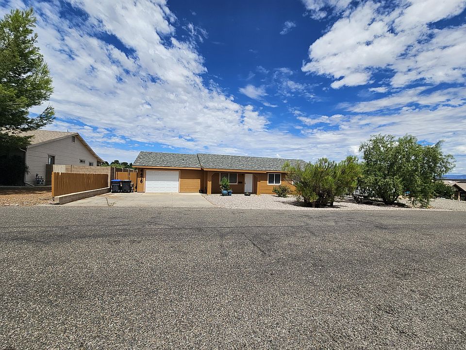 1st image of 4476 E Butte Dr