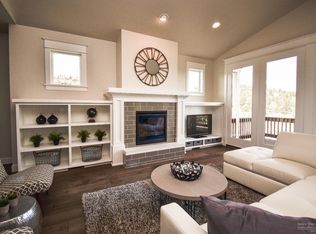 2620 NW Compass Corner Loop, Bend, OR 97703