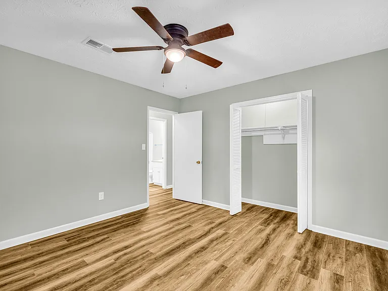 117 Blackmor Ct — Photo 19