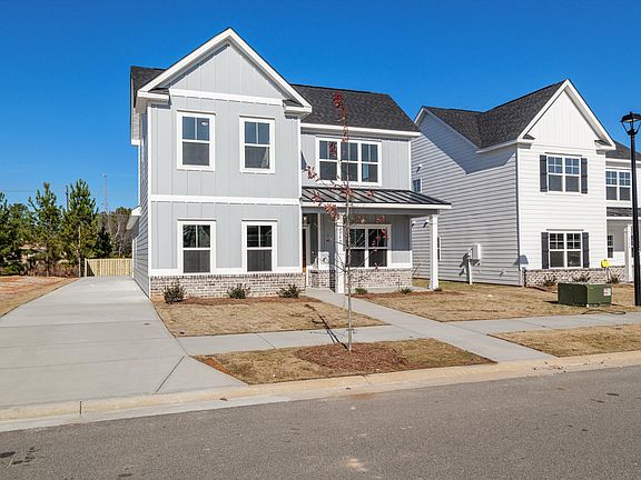 4th image of 2542 Laurens Street