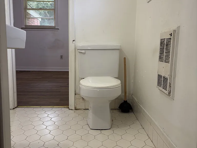 429B Lyerly St — Photo 7