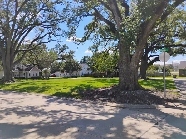 5018 Imperial Dr, Houma, LA 70360