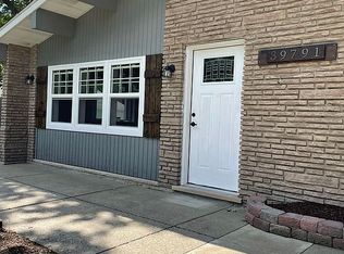 39791 Erie St, Harrison Township, MI 48045