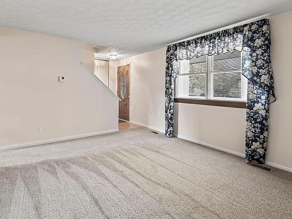 5th image of 1235 Belle Meade Pl