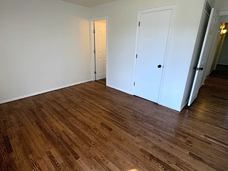 11755 Old Halls Ferry Rd — Photo 9