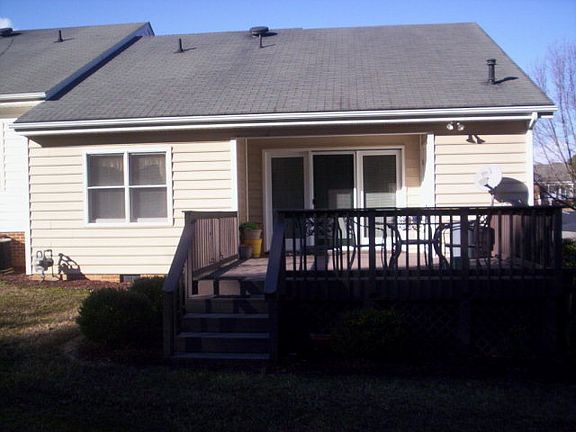 3rd image of 816 Lees Ct