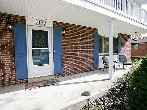 5th image of 5148 Pondoray Pl