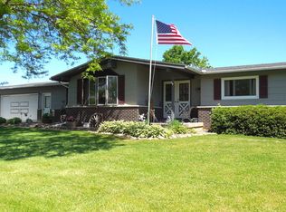 12520 Grandview Dr, Huntley, IL 60142