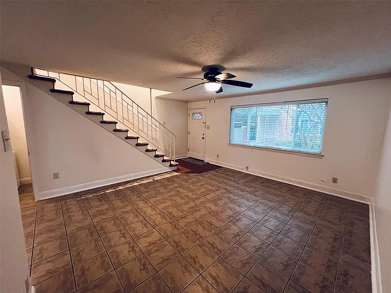 5538 Holly St #311 — Photo 11