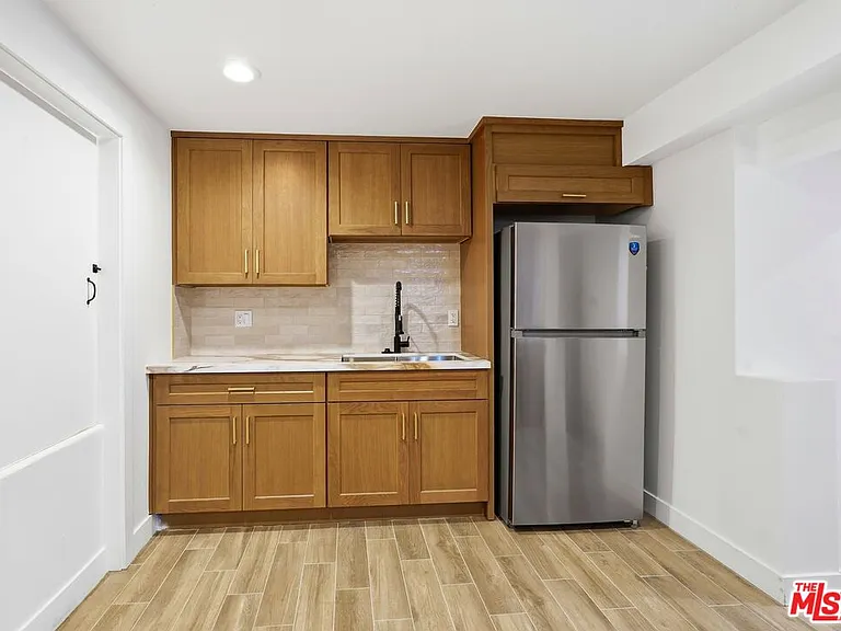 5452 Harcross Dr — Photo 47
