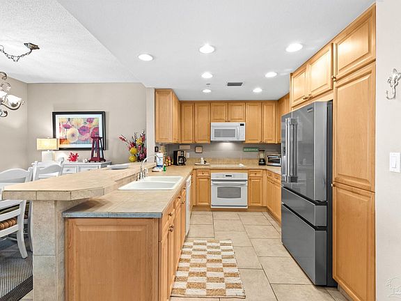3rd image of 3 Portofino Dr Suite 805