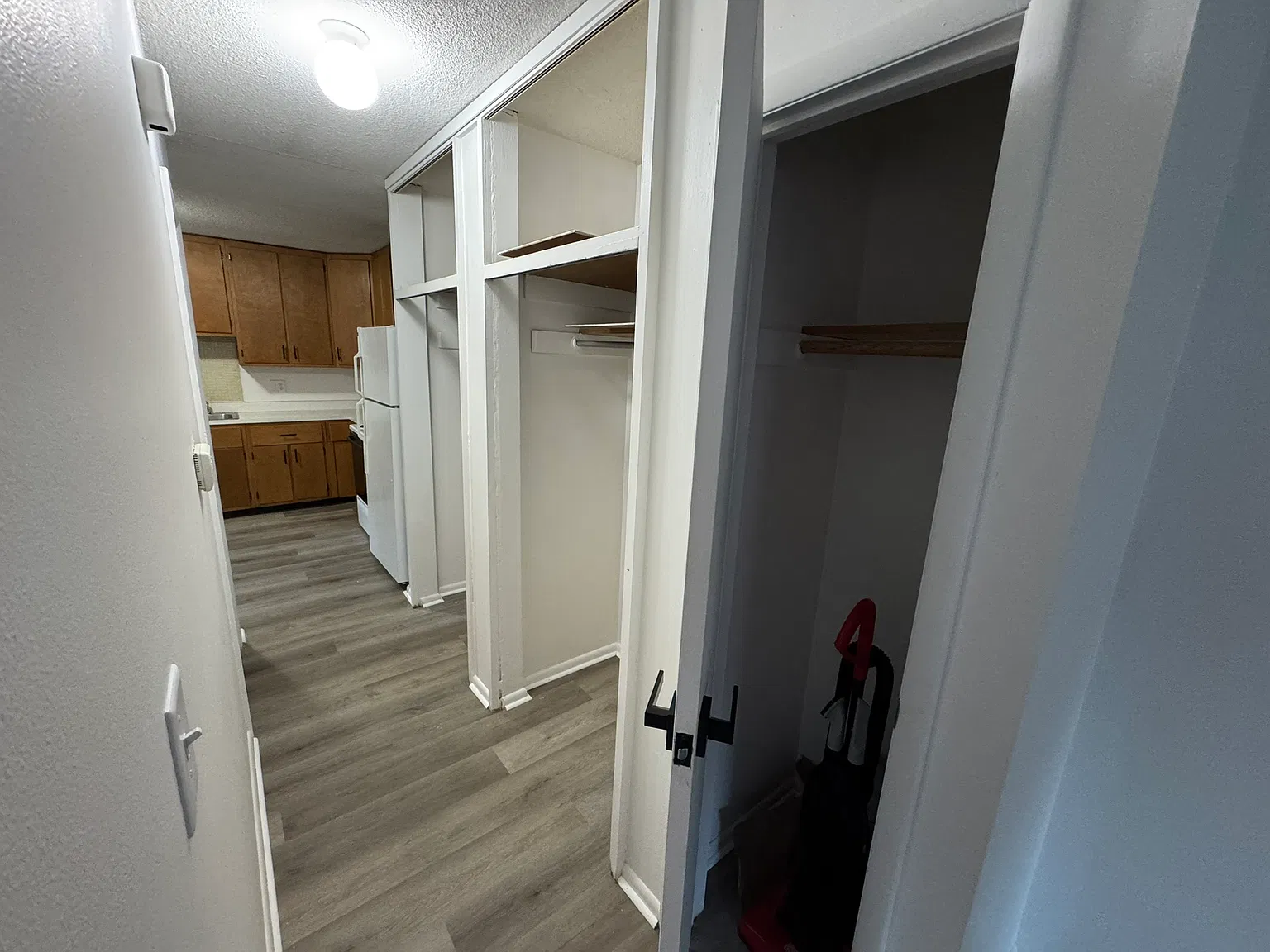 2 bed, 750 sqft, $900 — Photo 3