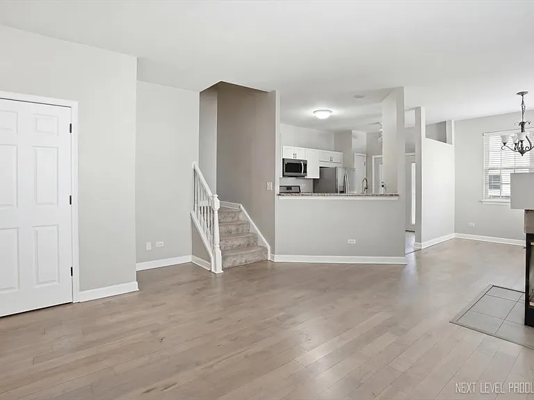 3044 Waters Edge Cir — Photo 20