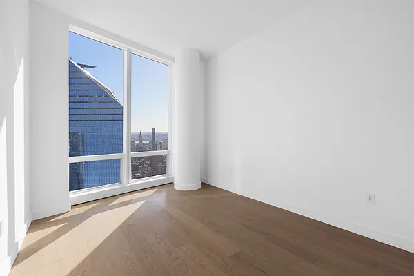 Rented by MTY Group, Inc | media 17