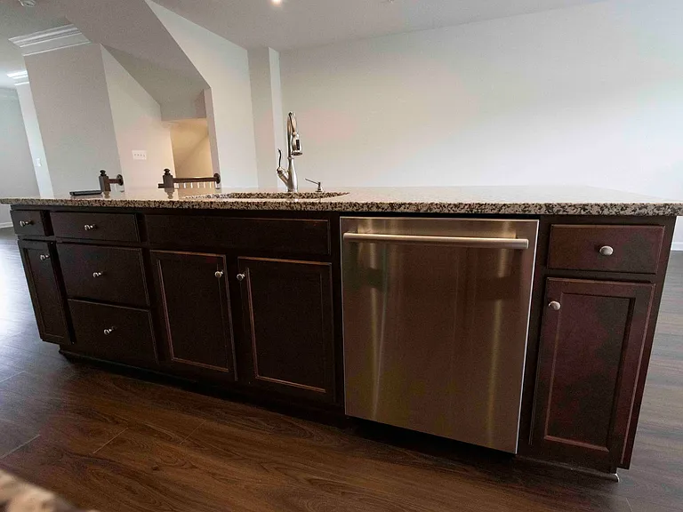 930 Dawes Ct — Photo 23