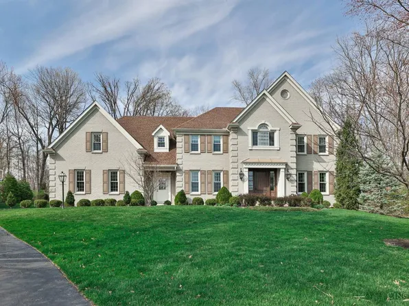 7740 Hartford Hill Ln, Cincinnati, OH 45242