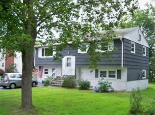3 Catherine Rd, Salem, NH 03079