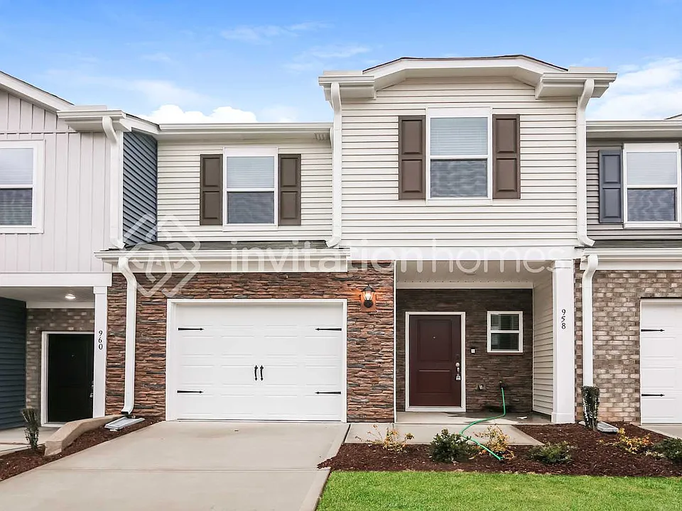 958 Greenville Way