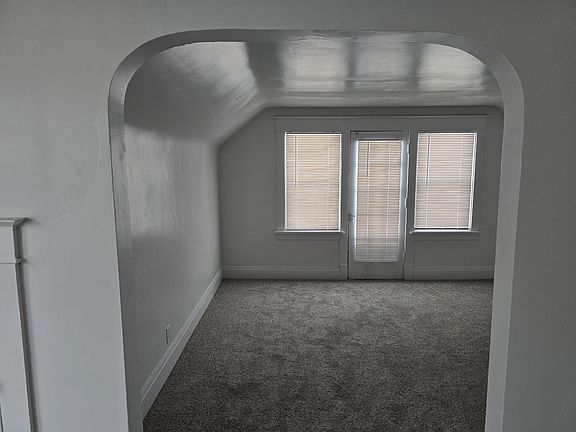 3rd image of 17 Gerald Ave Unit 2