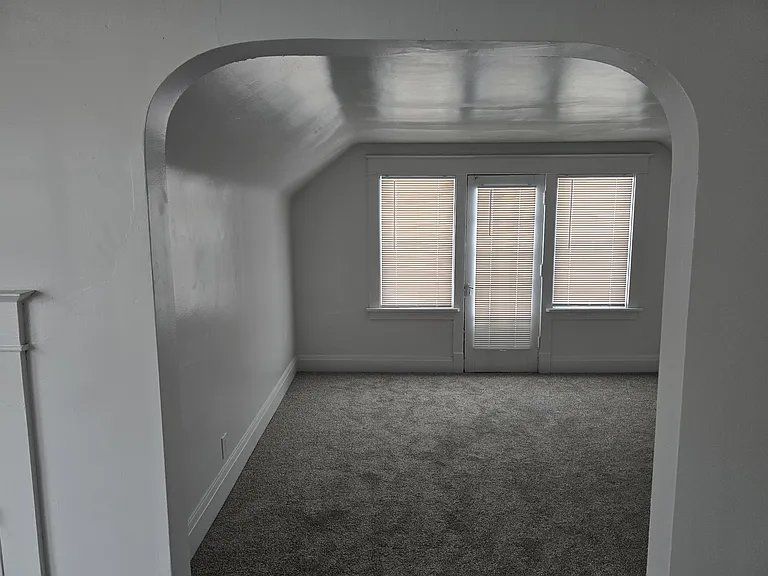 17 Gerald Ave #2 — Photo 3