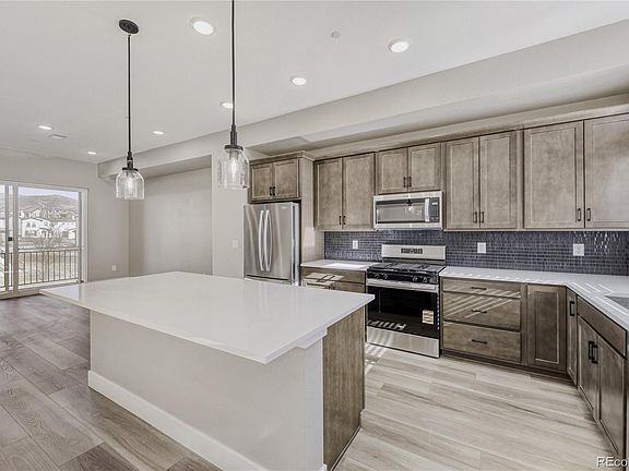 7th image of this home