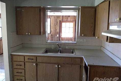 4th image of 7015 Glenview Dr