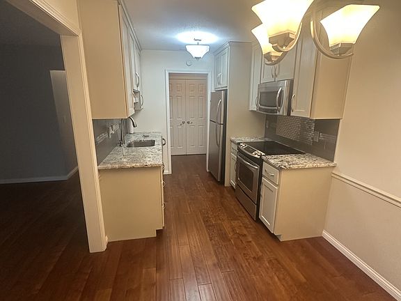 2nd image of 4380 Brookside Ct