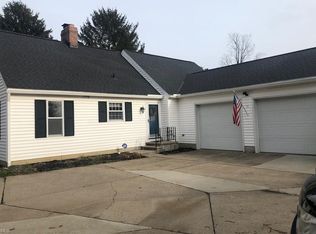 15 Ironwood Dr, Westfield Center, OH 44251