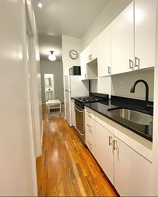 Rented by The Downtown LLC | media 18