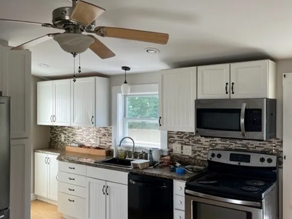 274 Washington St #2, Dover, NH 03820