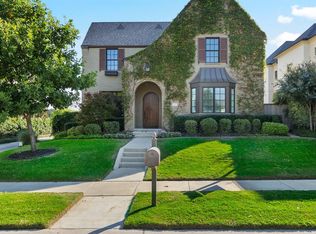 3952 Bishops Flower Rd, Fort Worth, TX 76109