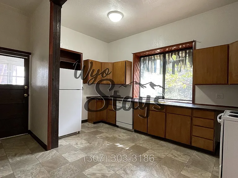 409 S Brooks St #1 — Photo 10
