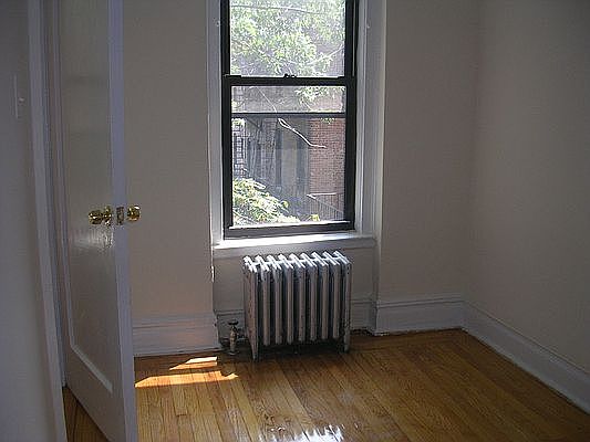 2nd image of 1201 Lexington Ave APT 3A