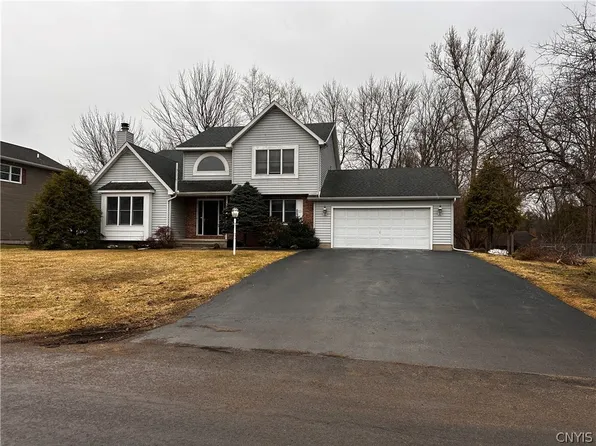 49 Glenridge Rd, Whitesboro, NY 13492