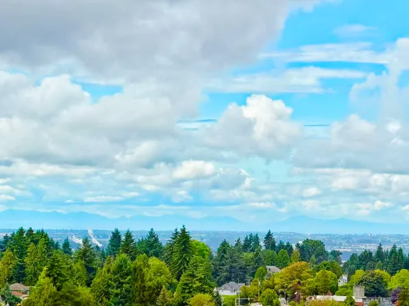 10448 University Dr #1911, Surrey, BC V3T 0S7