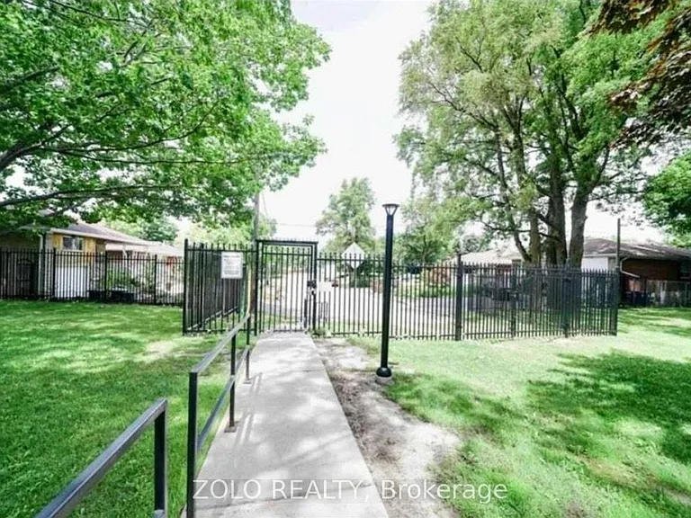 360 Ridelle Ave #1205 — Photo 4