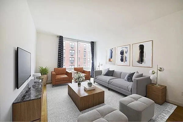 Rented by RELO REDAC INC. | media 11