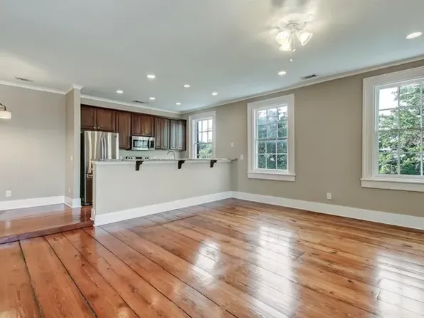 109 E Oglethorpe Ave, Savannah, GA