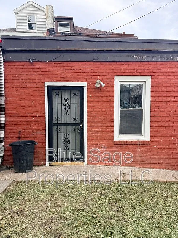 1 bed, 1.0 bath, 448 sqft — Photo 2