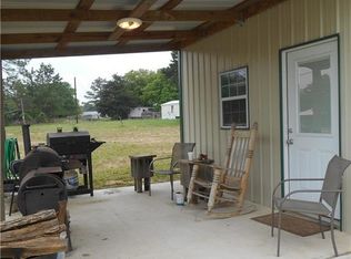 538 Lakeside Dr, Caldwell, TX 77836