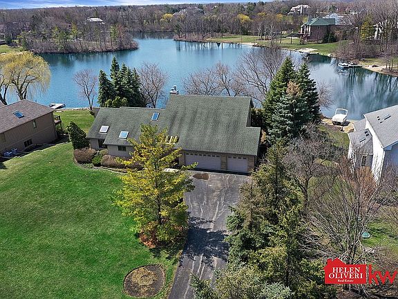 2nd image of 45 Deer Point Dr