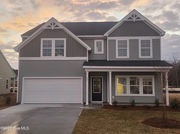 807 Schoolfield Drive, Sneads Ferry, NC 28460