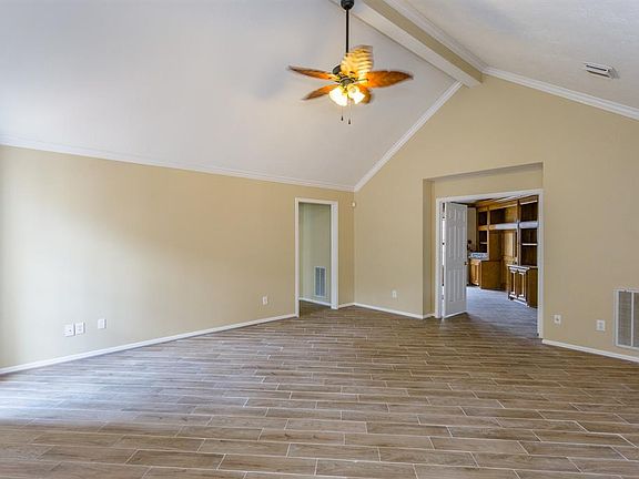 4th image of 1623 Monvale Ln